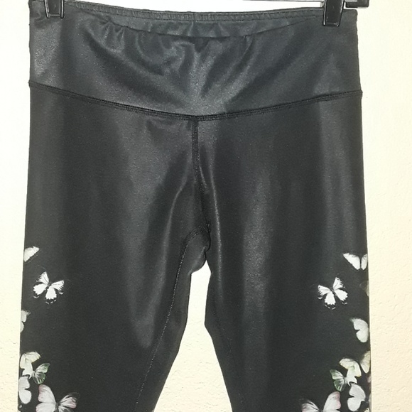 Gypset Goddess x Alo Airbrush Glossy Leggings - Picture 7 of 7